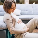 प्रेगनेंसी में खुजली कब होती है: हाथ पैर के तलवे में खुजली होना