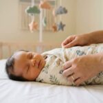 How to Swaddle a Newborn Safely: A Step-by-Step Guide with Do’s & Don’ts